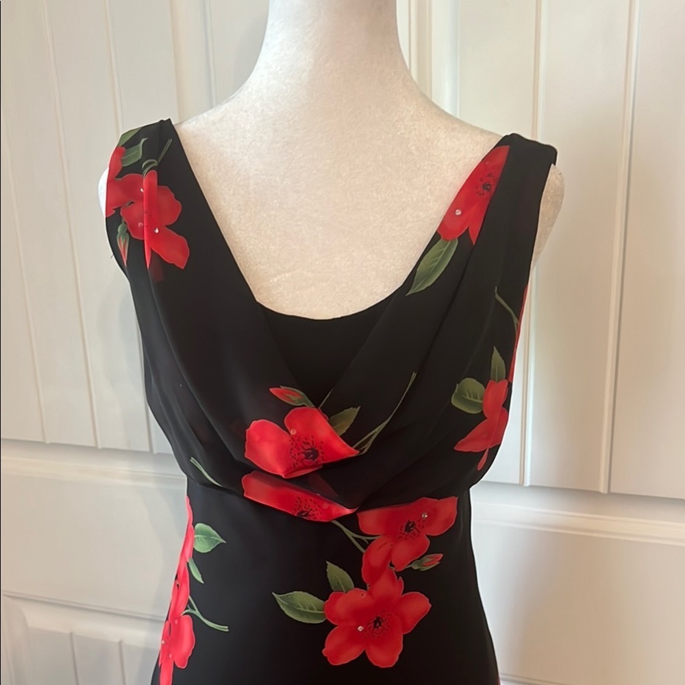 BETSY & ADAM Women's Red/Black Floral w/rhinestones sleeveless SZ 6 Maxi Dress - Picture 3 of 13